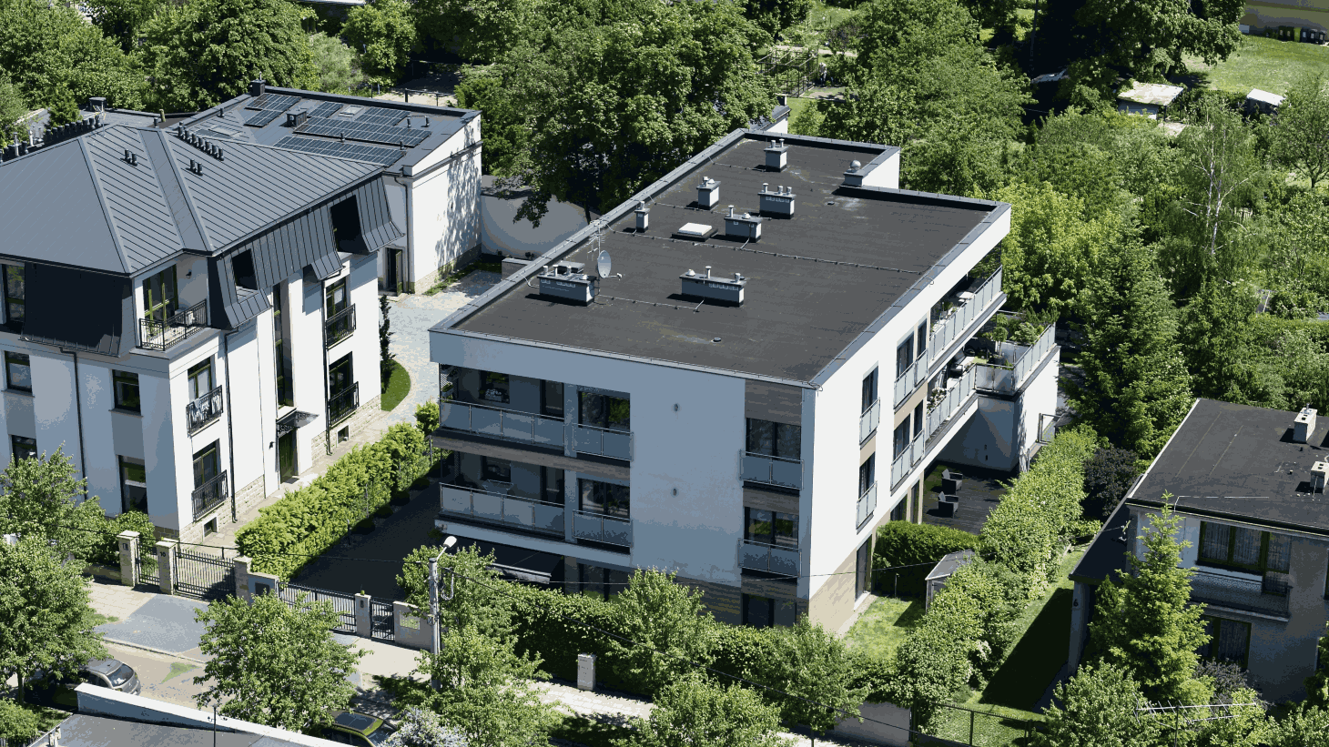 Blok mieszkalny ul. Czarneckiego 8 — zdjęcie 3