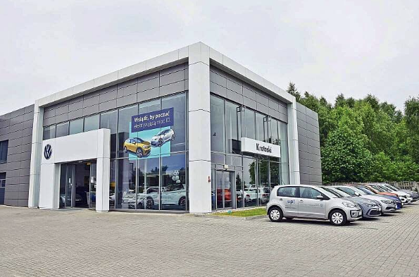 Salon samochodowy Krotowski ul. Makuszyńskiego — zdjęcie 1